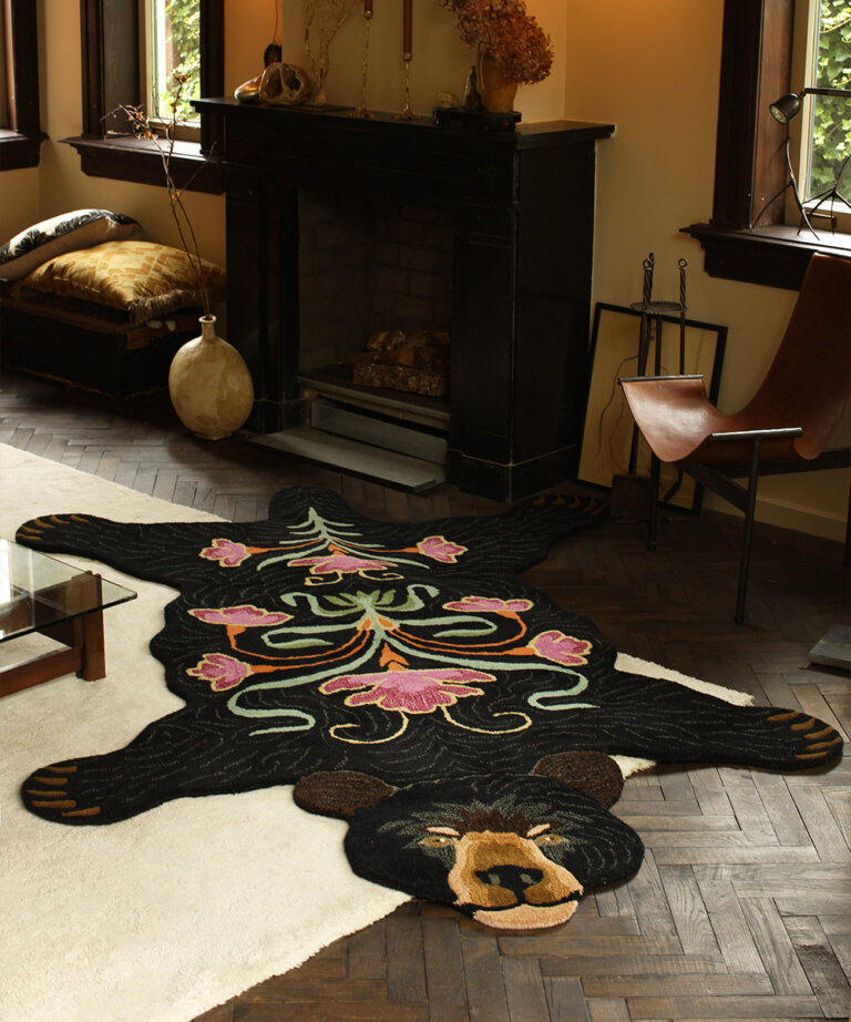 Blooming Black Bear Rug XL