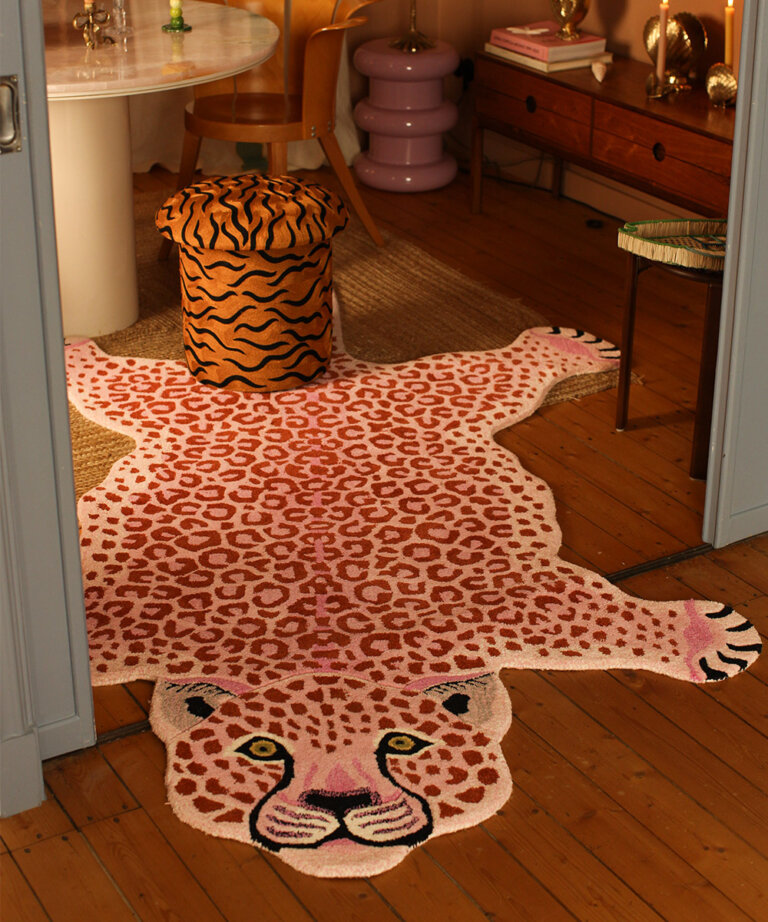 Pinky Leopard Rug XL